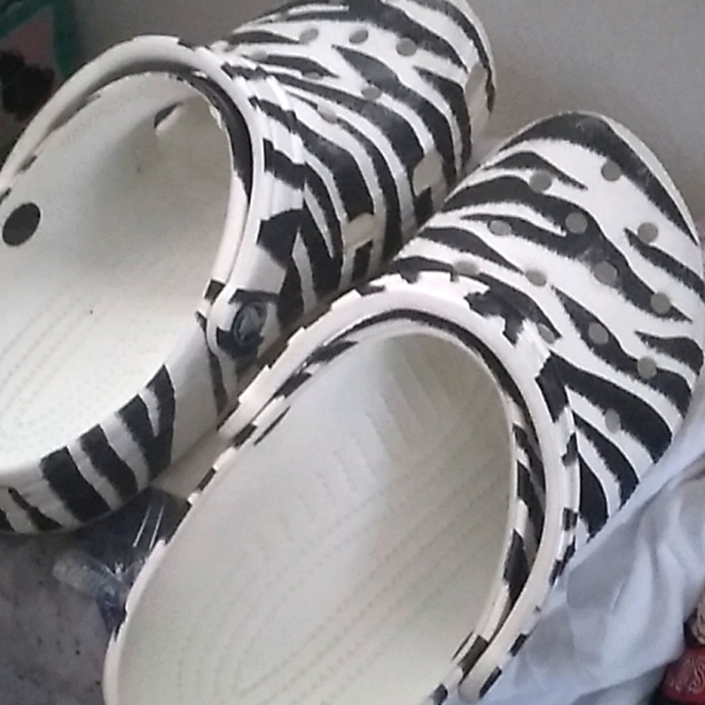 Zebra crocs